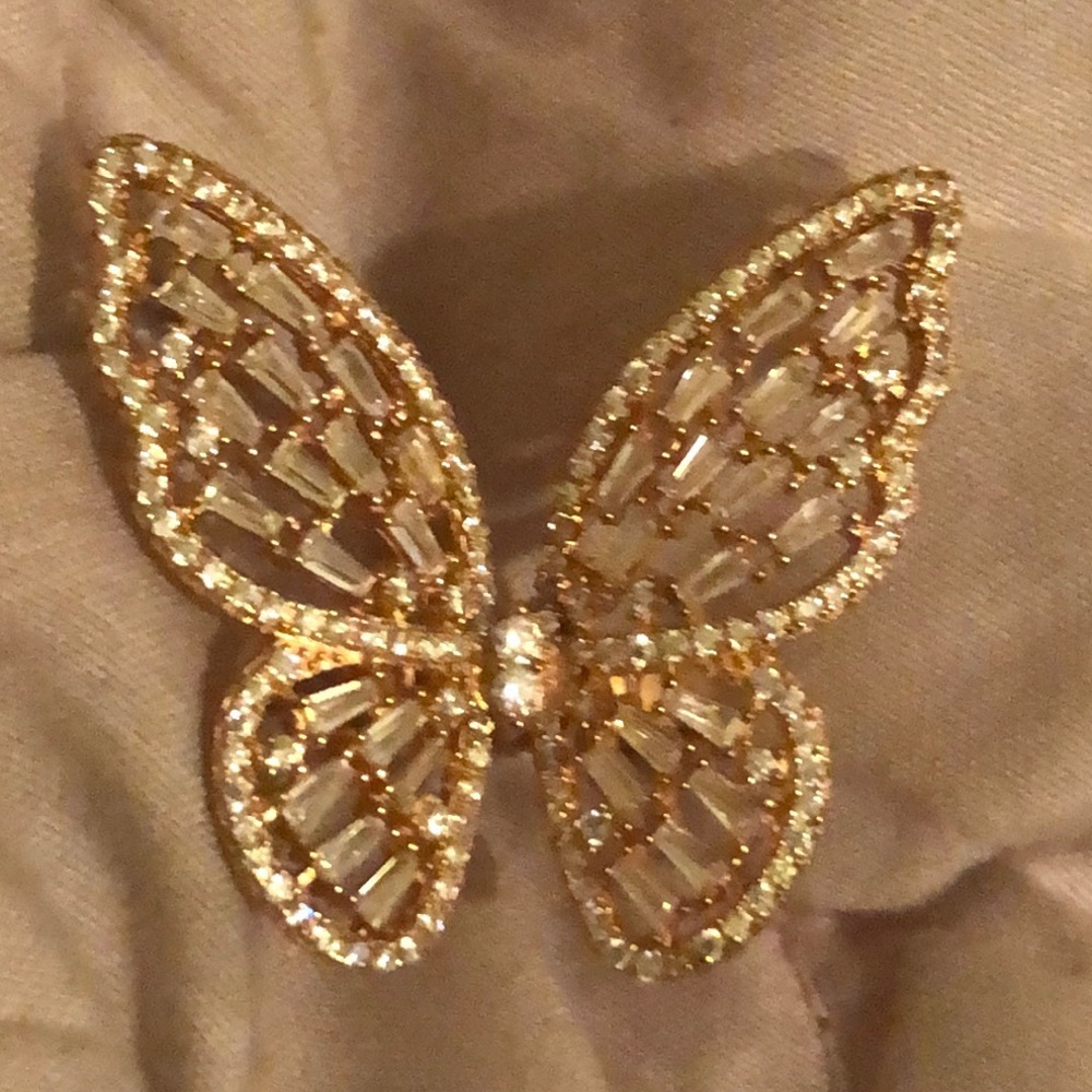 Stunning Rose Gold Butterfly Ring. NWOT